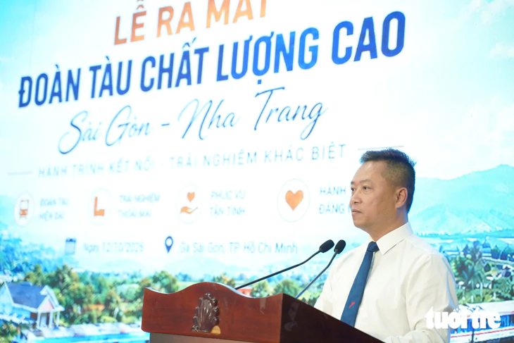 Ngành đường sắt ra mắt đoàn tàu chất lượng cao nối TP.HCM với địa điểm du lịch biển Nha Trang - Ảnh 2.
