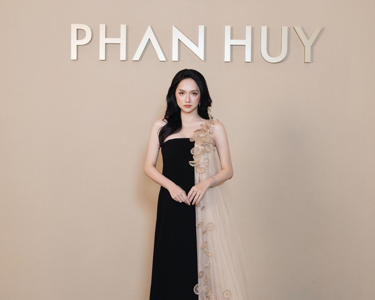 Sau 3 năm ở Pháp, Phan Huy đưa cánh đồng tuổi thơ lên sàn diễn Việt - Ảnh 5.