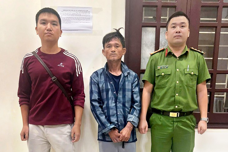 Trộm vàng, súng CKC rồi trốn truy nã hơn 32 năm, đổi tên, lập gia đình vẫn bị bắt - Ảnh 2.