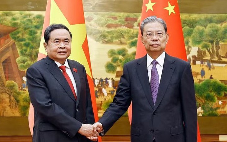 Chủ tịch Quốc hội Trần Thanh Mẫn đến Thiểm Tây, thăm siêu nhà máy Xiaomi - Ảnh 6.
