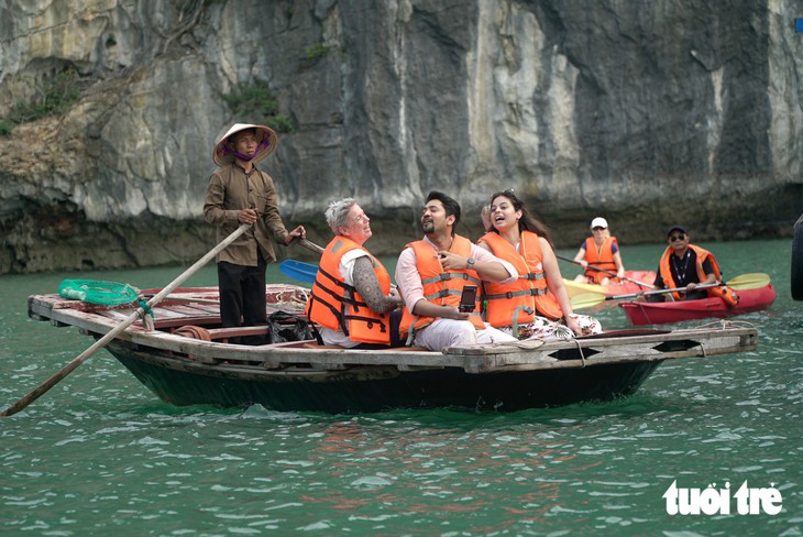 Muốn du lịch phát triển bền vững đừng chỉ cạnh tranh về giá - Ảnh 2.