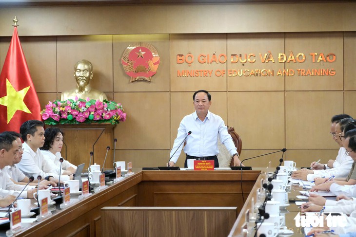 Bắt đầu giám sát toàn diện về giáo dục phổ thông, sách giáo khoa - Ảnh 2.