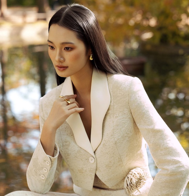 Sau Trịnh Mỹ Anh, hoa hậu Quỳnh Anh xin lỗi - Ảnh 1.