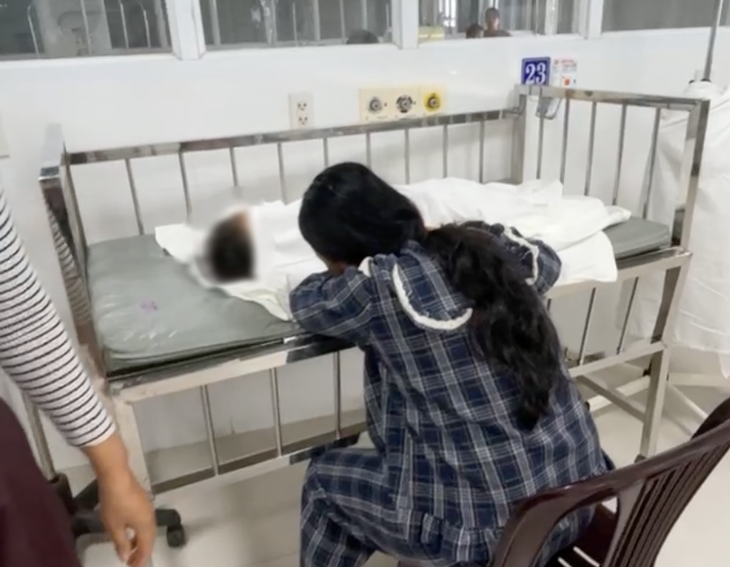 Vụ bé gái 3 tuổi chết tại viện khi điều trị ho, sốt: Bệnh viện nói gì? - Ảnh 2.