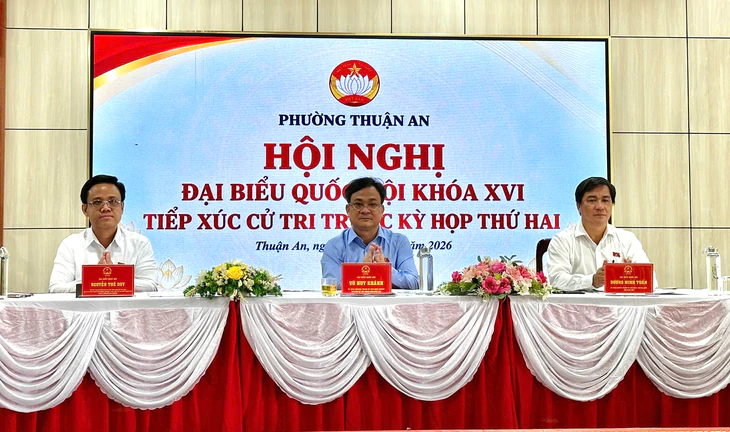 Cử tri phường Bình Dương, TP.HCM kiến nghị vì giá thu gom rác tăng cao - Ảnh 1.