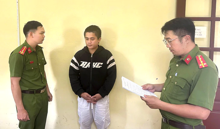 Bắt tài xế 'chơi' ma túy rồi lái xe gây tai nạn chết người - Ảnh 2.