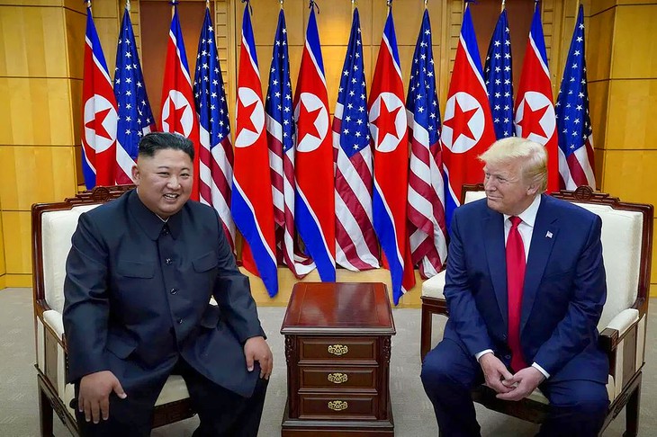Ông Trump úp mở khả năng gặp ông Kim Jong Un trong chuyến công du châu Á - Ảnh 2.