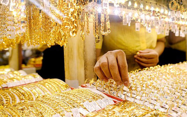 Giá vàng hôm nay 15-10: Vàng thế giới tăng vọt, lấy lại hơn 70 USD sau tin lạm phát Mỹ - Ảnh 4.