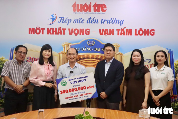 Công ty phân bón Việt Nhật trao 300 triệu đồng Tiếp sức đến trường - Ảnh 4.
