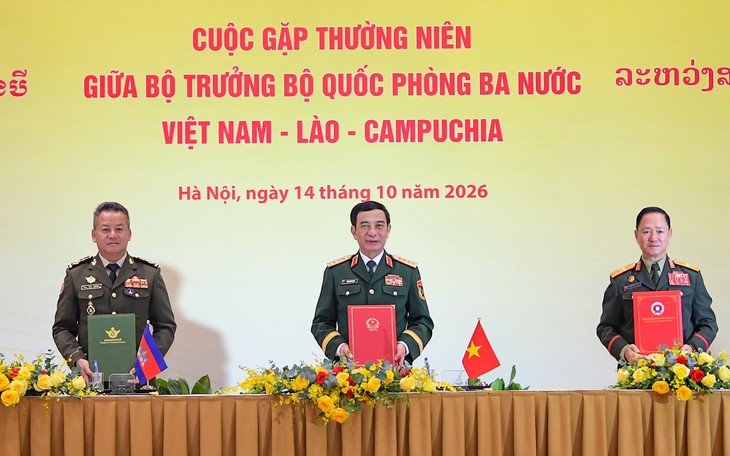 Thủ tướng Lê Minh Hưng: Việt Nam luôn coi trọng và dành ưu tiên cao nhất cho quan hệ với Lào - Ảnh 5.