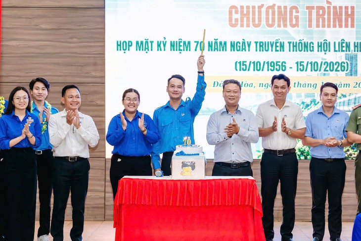 Tuổi trẻ TP.HCM viết tiếp hành trình 70 năm truyền thống Hội Liên hiệp thanh niên Việt Nam  - Ảnh 1.