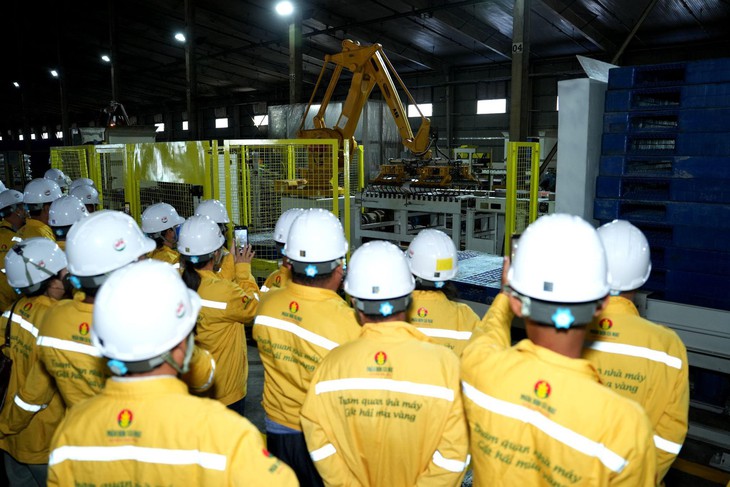 Tham quan nhà máy Phân Bón Cà Mau đón gần 1 . 500 Nông dân tham gia tháng 10 / 2026 - Ảnh 1.