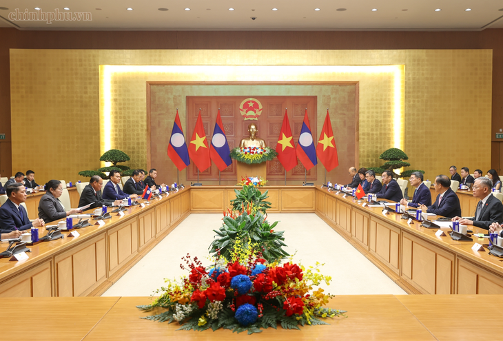 Thủ tướng Lê Minh Hưng: Việt Nam luôn coi trọng và dành ưu tiên cao nhất cho quan hệ với Lào - Ảnh 3.