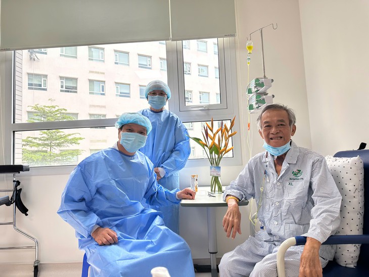 Nguyên phó chủ tịch VFF Phạm Văn Tuấn xuất viện sau ca ghép gan đặc biệt khó - Ảnh 2.
