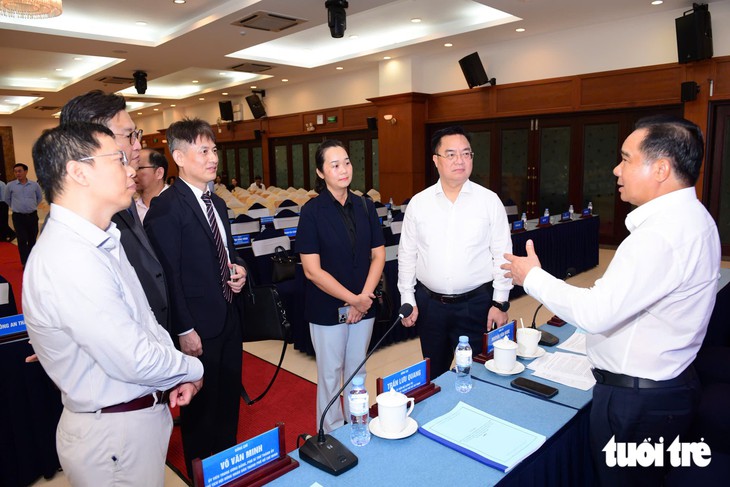 TP.HCM tăng tốc quý cuối năm, kéo tăng trưởng lên 10,2% - Ảnh 3.