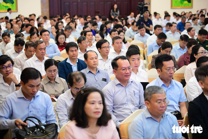 TP.HCM tăng tốc quý cuối năm, kéo tăng trưởng lên 10,2% - Ảnh 4.
