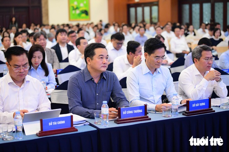 TP.HCM tăng tốc quý cuối năm, kéo tăng trưởng lên 10,2% - Ảnh 5.