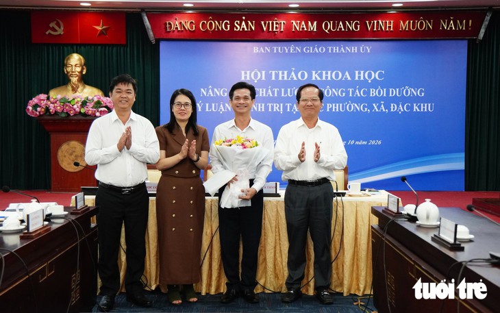 Giáo dục lý luận chính trị là mạch nguồn tạo bản lĩnh, năng lực cho cơ sở - Ảnh 5.