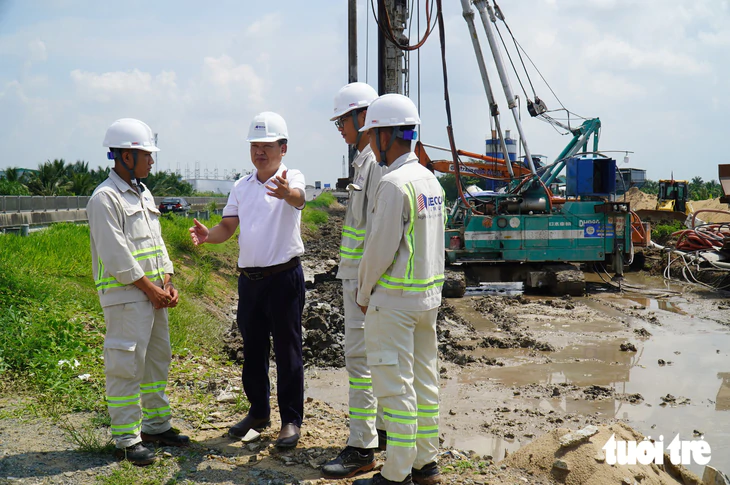 Cao tốc TP . HCM - Trung Lương chậm tiến độ , nguy cơ nút thắt cổ chai giao thông - Ảnh 1.