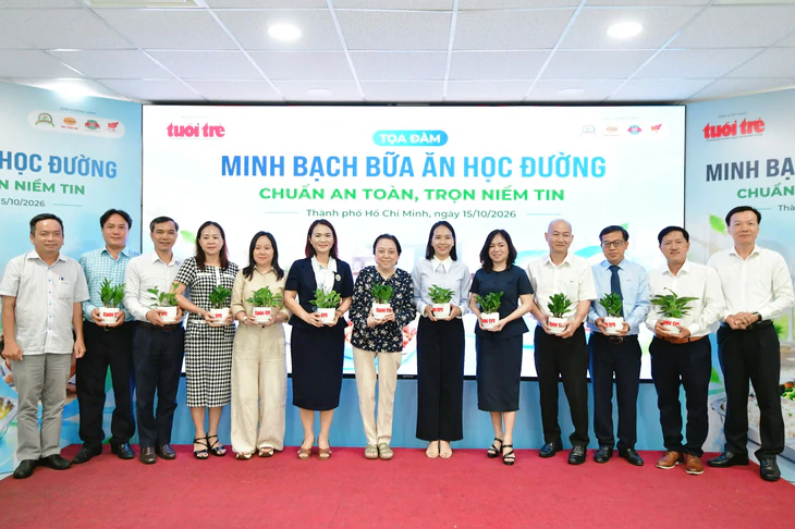 Bữa ăn học đường an toàn: phải bắt đầu từ nơi sản xuất nguyên liệu - Ảnh 1.