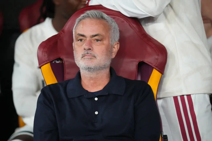 HLV Mourinho: 'Khi bị dẫn 1-3, ai cũng nghĩ Real Madrid đã hết cửa' - Ảnh 1.
