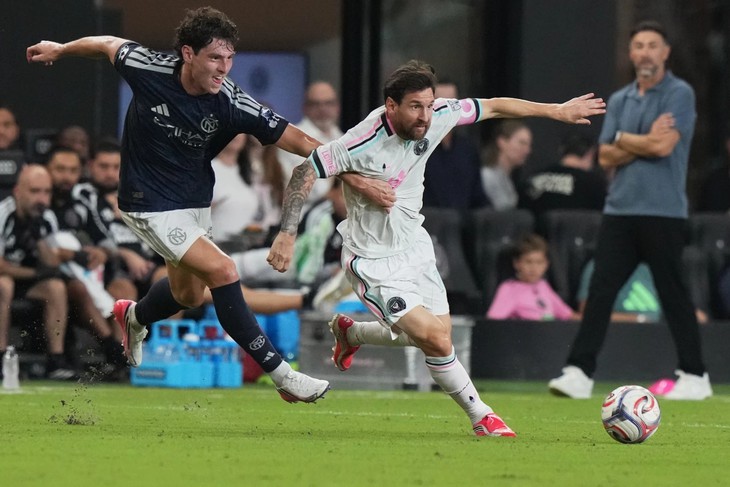 Messi lập kỉ lục kiến tạo, Inter Miami sớm giành vé vào vòng play-off MLS - Ảnh 1.