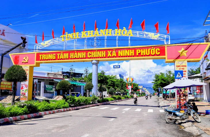 Khánh Hòa thông qua đề án thành lập 2 phường Cam Lâm, Ninh Phước - Ảnh 1.