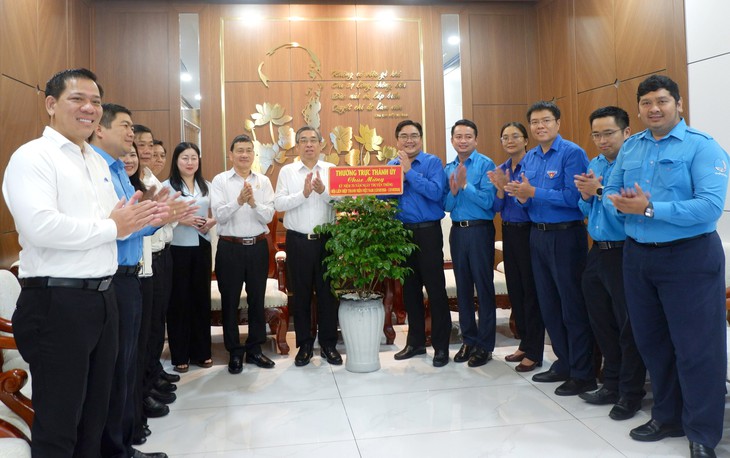 Phó bí thư Thành ủy TP.HCM Nguyễn Phước Lộc: Thanh niên phải dấn thân, tạo giá trị cho cộng đồng - Ảnh 2.