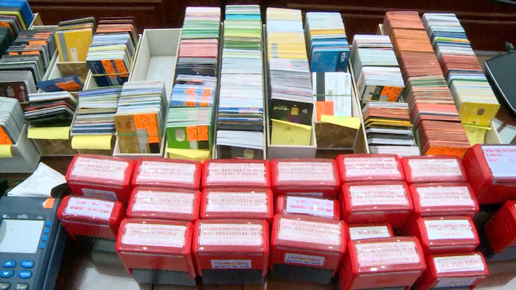 Công an Thanh Hóa triệu tập 30 nghi phạm liên quan đường dây trốn thuế, giao dịch khoảng 15.000 tỉ đồng - Ảnh 4.