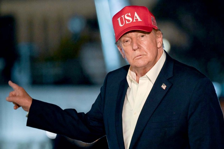 Ông Trump thông báo hủy livestream xử bắn hung thủ thảm sát tại căn cứ quân sự Mỹ - Ảnh 2.