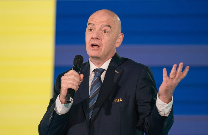 Ông Infantino công khai xin lỗi tại cuộc họp Hội đồng FIFA - Ảnh 2.