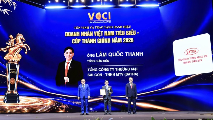 Lãnh đạo và doanh nghiệp thuộc hệ thống SATRA được vinh danh tại nhiều giải thưởng lớn năm 2026 - Ảnh 3.
