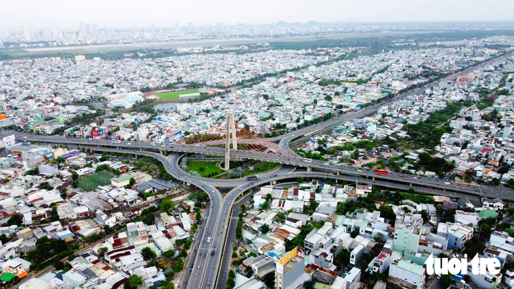 Cầu vượt Ngã ba Huế ở Đà Nẵng, ‘xài’ đã 11 năm vẫn chưa thanh toán hết tiền cho nhà đầu tư - Ảnh 1.