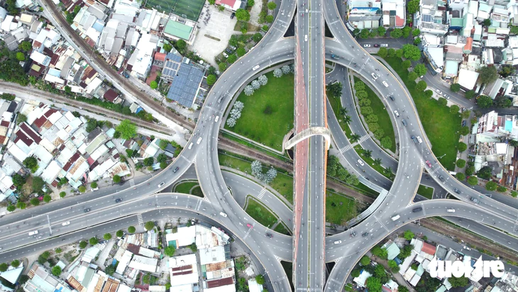 Cầu vượt Ngã ba Huế ở Đà Nẵng, ‘xài’ đã 11 năm vẫn chưa thanh toán hết tiền cho nhà đầu tư - Ảnh 2.
