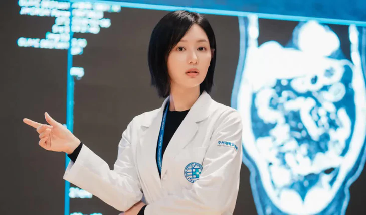 ‘Doctor X’ bị yêu cầu xem xét nội dung phát sóng vì sai lệch y khoa - Ảnh 3.