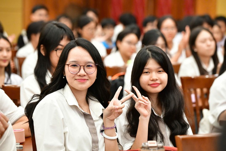 TP.HCM ra mắt đội dự tuyển kỳ thi học sinh giỏi Quốc gia năm học 2026-2027 - Ảnh 7.