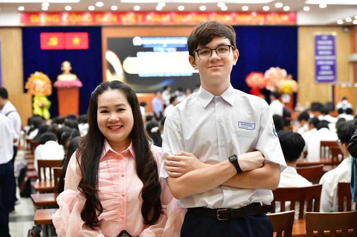 TP.HCM ra mắt đội dự tuyển kỳ thi học sinh giỏi Quốc gia năm học 2026-2027 - Ảnh 5.