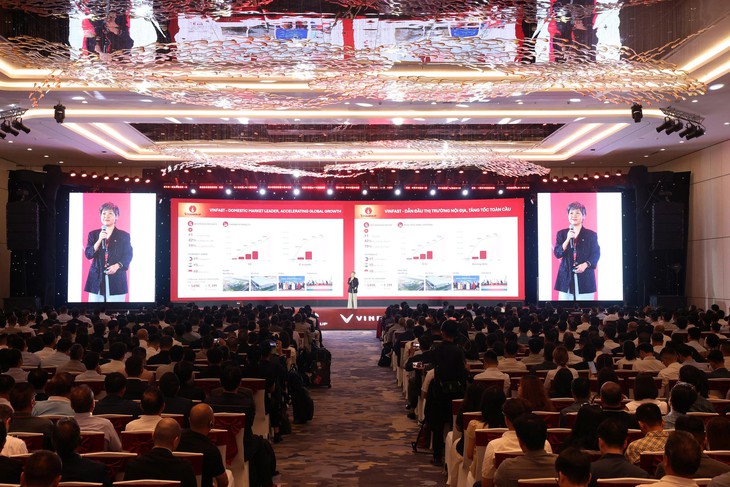 Vingroup 'chơi lớn' tung loạt chính sách hỗ trợ, thu mua linh kiện nhà cung ứng trong nước - Ảnh 1.