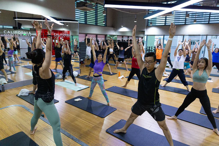 Chuỗi California dừng thu phí lớp yoga, GroupX sau một tuần áp dụng - Ảnh 1.