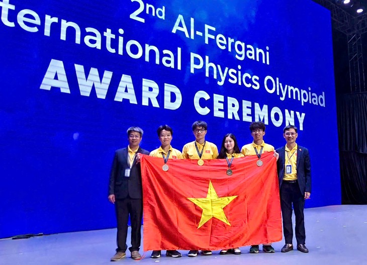 Việt Nam đứng thứ tư Olympic vật lí quốc tế Al-Fergani 2026 - Ảnh 1.