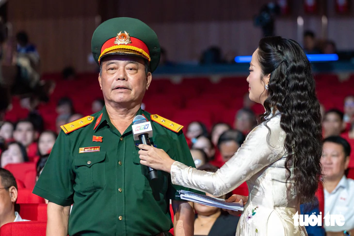 'Thành phố nghĩa tình - Kết nối yêu thương' tiếp nhận hơn 164,5 tỉ đồng chăm lo người nghèo - Ảnh 4.
