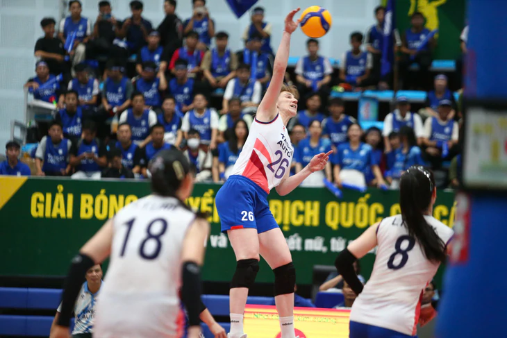 Xác định đội 2 đội đầu tiên vào bán kết Giải bóng chuyền nữ quốc gia 2026 - Ảnh 1.