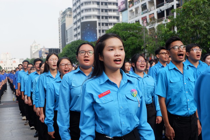 7 . 000 Bạn trẻ cùng đồng ca Lên đàng , kỷ lục Việt Nam 2026 - Ảnh 11.