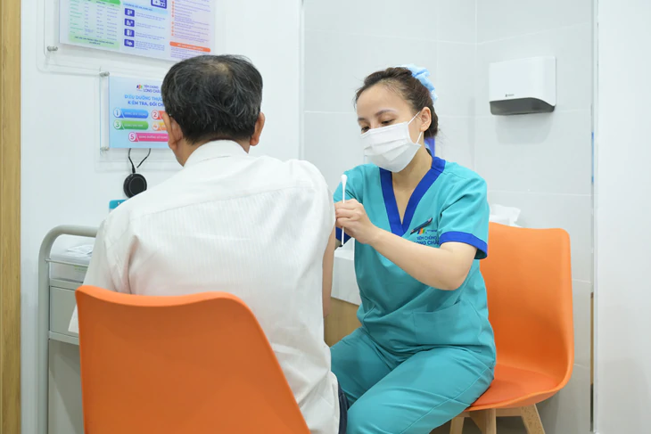 Cảnh giác với dấu hiệu mắc não mô cầu dễ nhầm với cảm cúm thông thường - Ảnh 1.