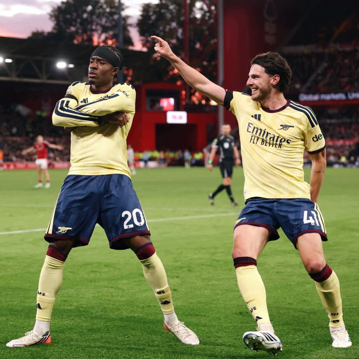 Dứt điểm kém, Arsenal vẫn thắng nhọc nhằn để bám đuổi Man City - Ảnh 1.