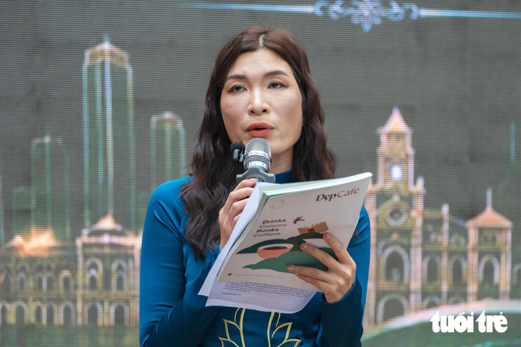 Ngày hội Văn hóa Áo dài TP.HCM: Gìn giữ di sản từ những người đứng sau tà áo - Ảnh 3.
