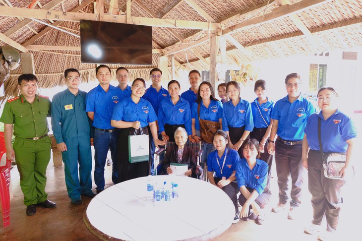 Dương Thị Hạnh và những hoạt động ý nghĩa cho thanh niên tại TP . HCM 2026 - Ảnh 4.