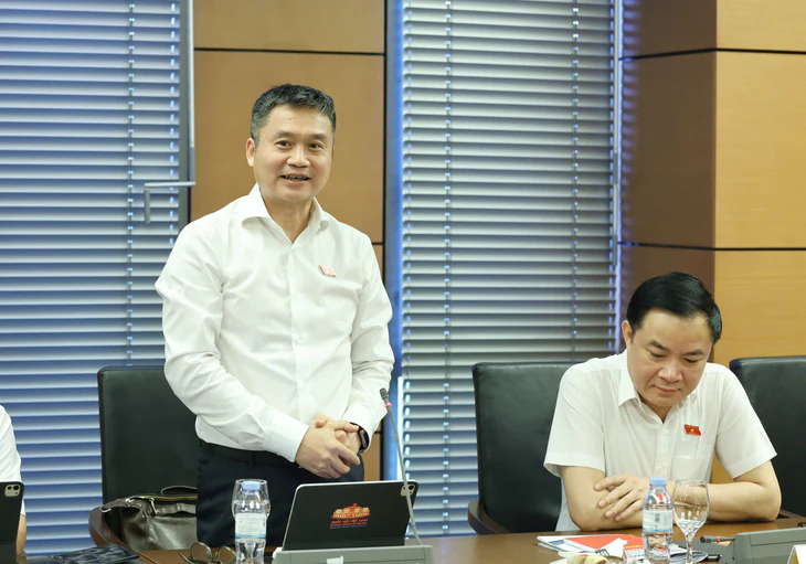 Chủ tịch Petrovietnam, Petrolimex kể 'hậu trường' cung ứng 25 triệu thùng dầu, giảm giá xăng dầu cho người dân - Ảnh 3.