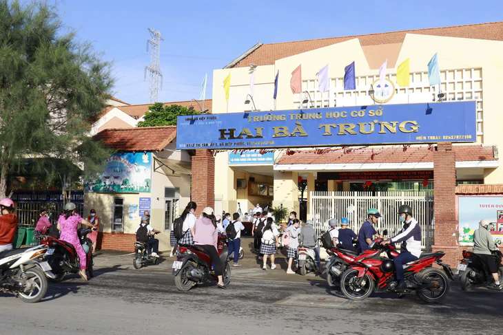 Chùm ca não mô cầu ở TP.HCM được kiểm soát, 3 em sức khỏe ổn định, học sinh học bình thường - Ảnh 2.
