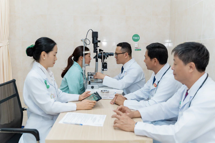 Phẫu thuật đục thủy tinh thể Tại bệnh viện mắt Sài Gòn Nha Trang: Công nghệ laser tiên tiến 2026 - Ảnh 5.